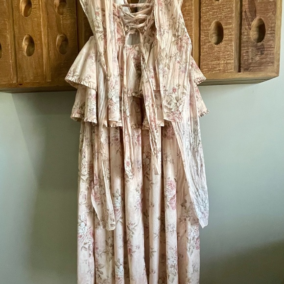 V Chapman the Maile Dress in Peach Tapestry - Picture 2 of 6